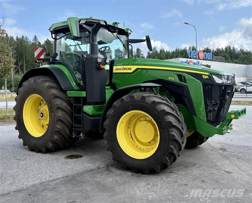 John Deere 8R 370 Traktoren