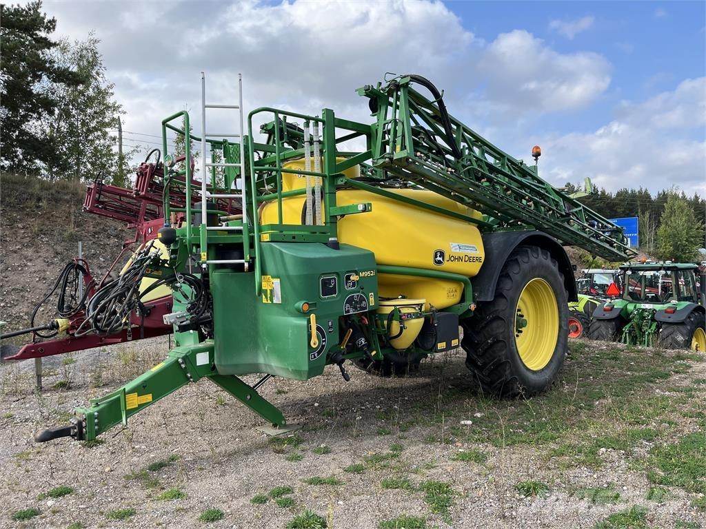 John Deere M952 Anhängespritzen