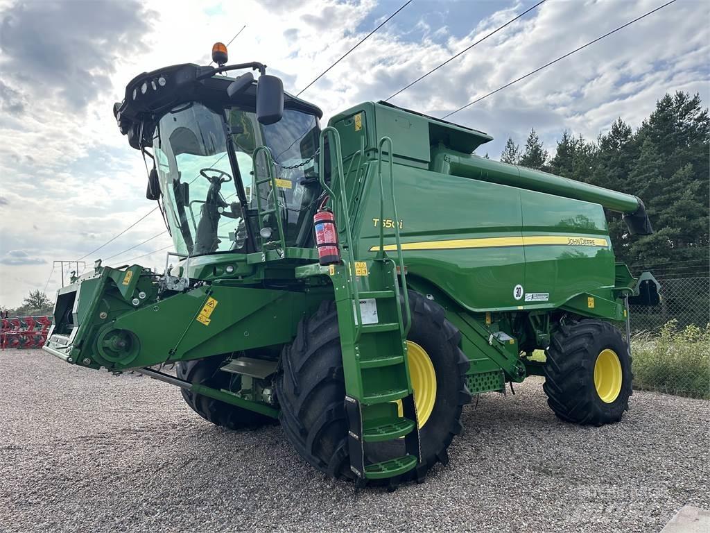 John Deere T550 Mähdrescher