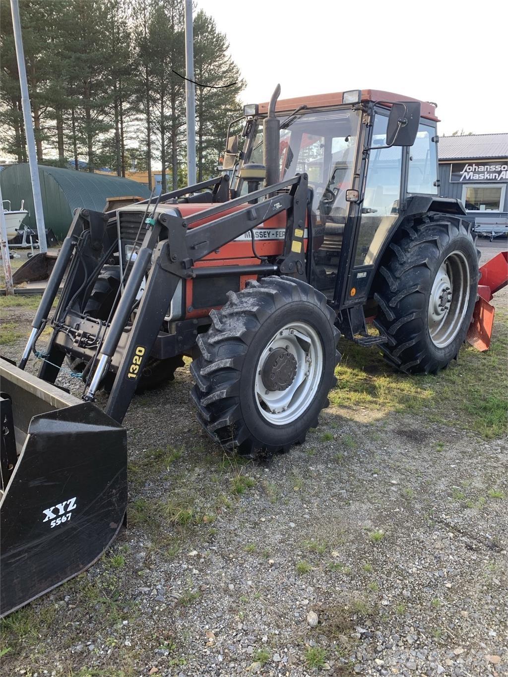 Massey Ferguson 365 4WD Traktoren