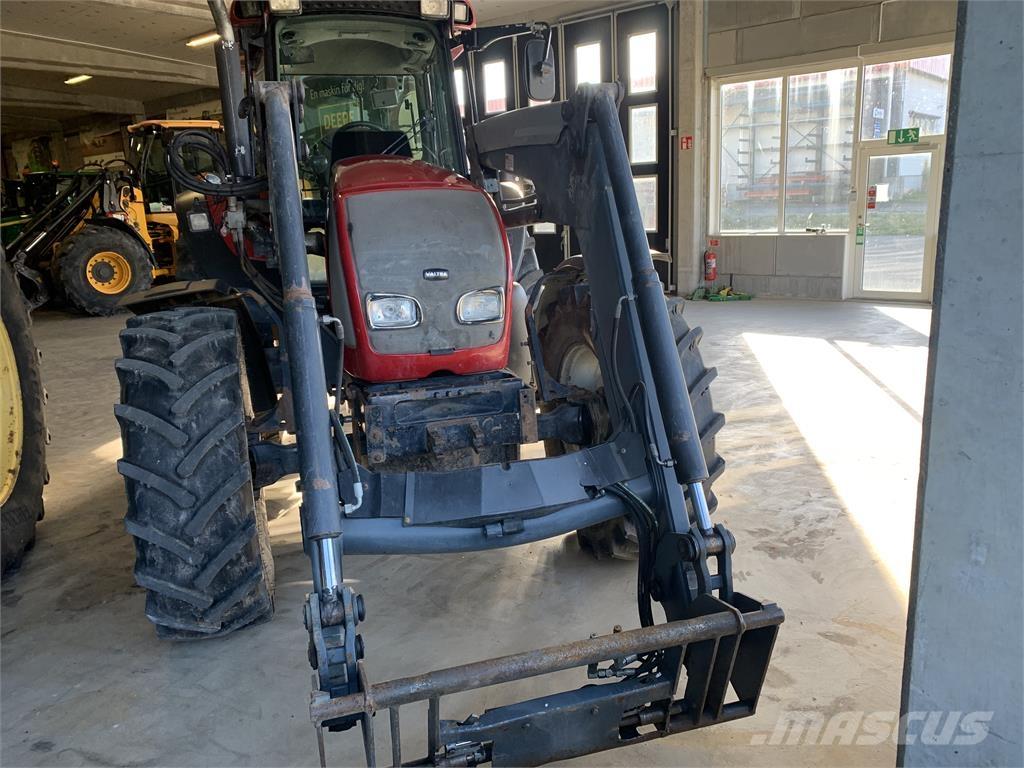 Valtra C130 Traktoren