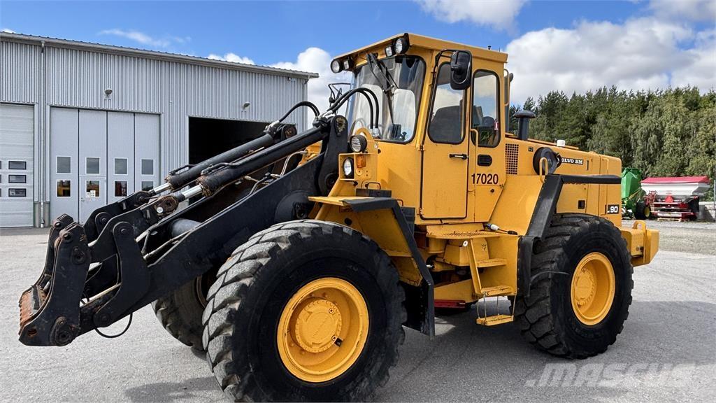 Volvo L90 LASTMASKIN Radlader