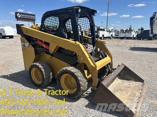 CAT 232D Reifen