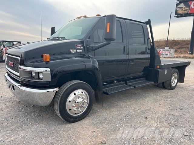 GMC C5500 Pritschenwagen mit Seilwinde