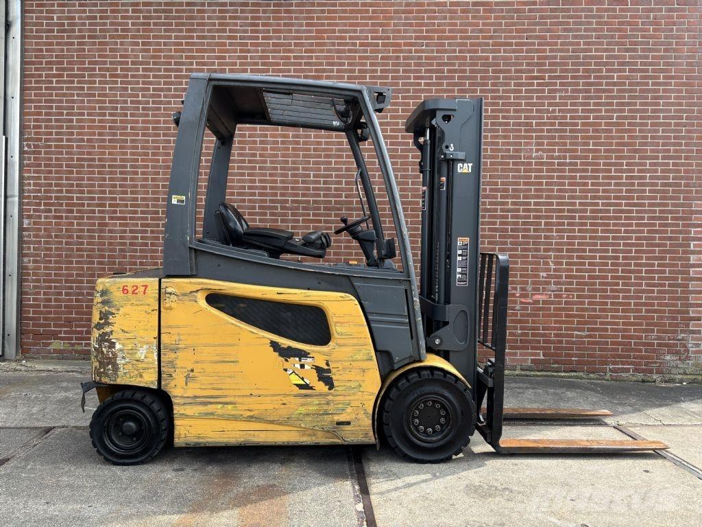 CAT 2EP5000 Elektro Stapler