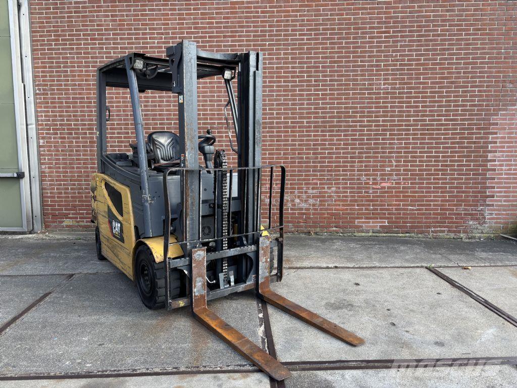 CAT 2EPC5000 Elektro Stapler