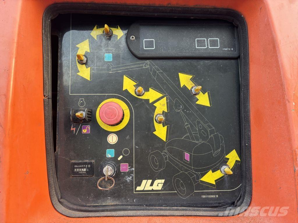 JLG 660 SJ Gelenkteleskoparbeitsbühnen