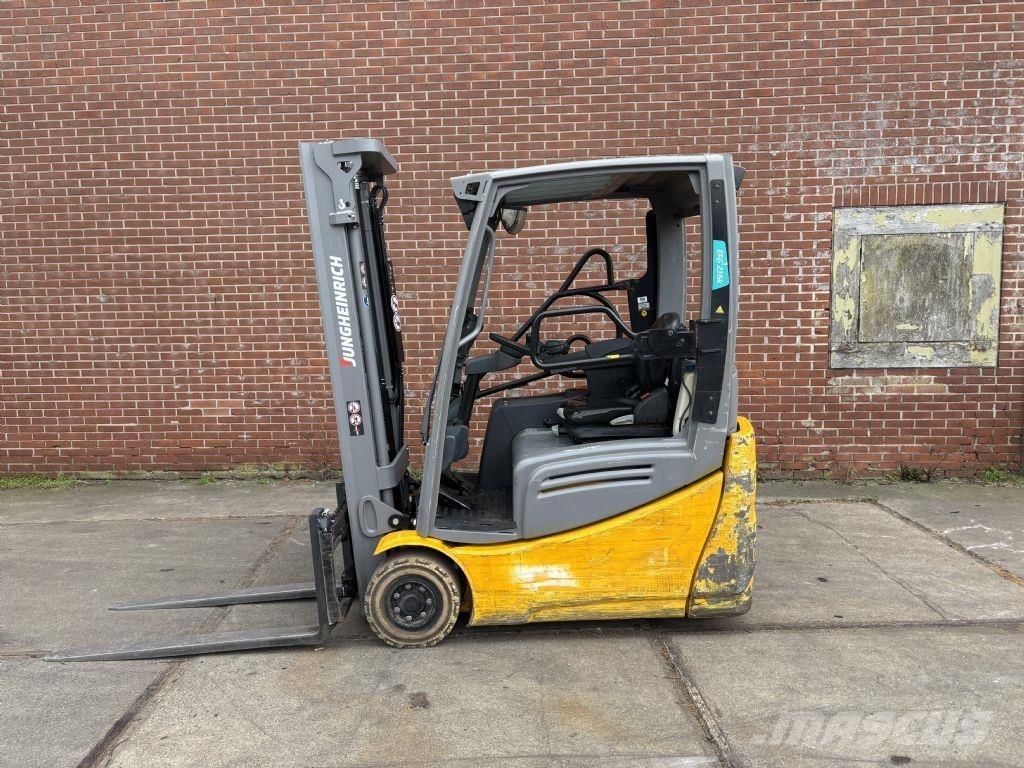 Jungheinrich EFG 216k Elektro Stapler