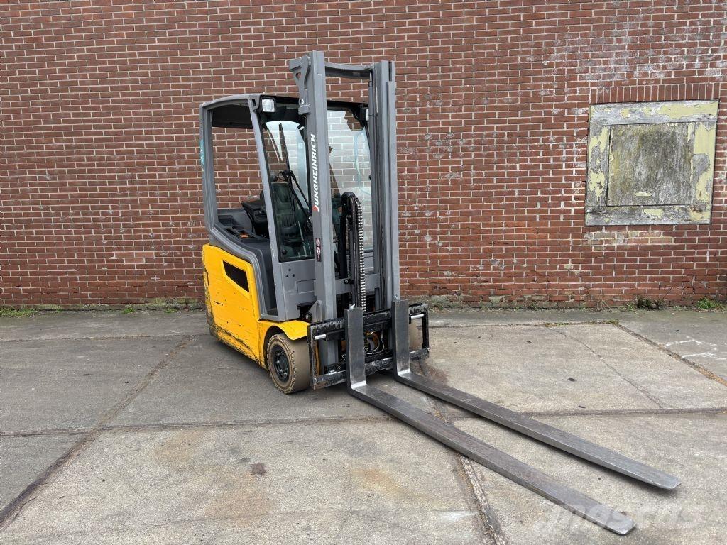 Jungheinrich EFG 216k Elektro Stapler