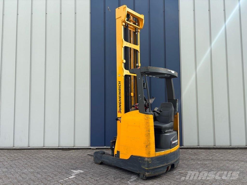 Jungheinrich ETV 216 Schubmaststapler
