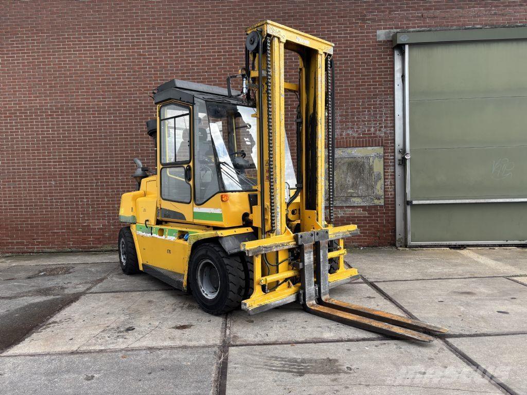 Kalmar DCF 80-6 Diesel Stapler