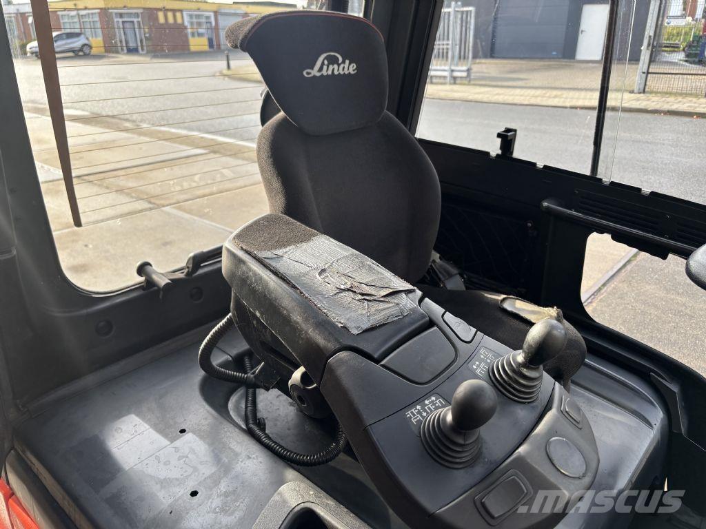 Linde E25-01 Elektro Stapler