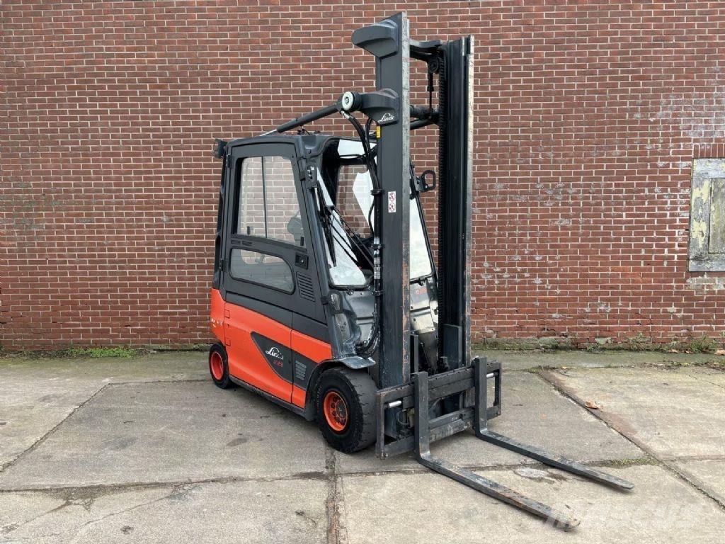 Linde E25L-01 Elektro Stapler