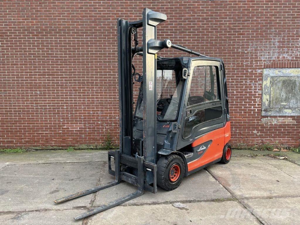 Linde E25L-01 Elektro Stapler