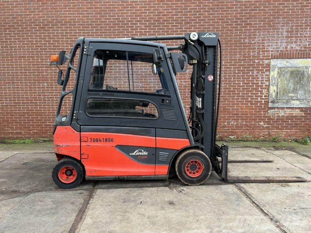 Linde E25L-01 Elektro Stapler