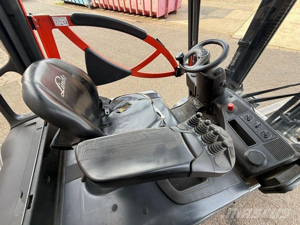 Linde E30-01 Elektro Stapler