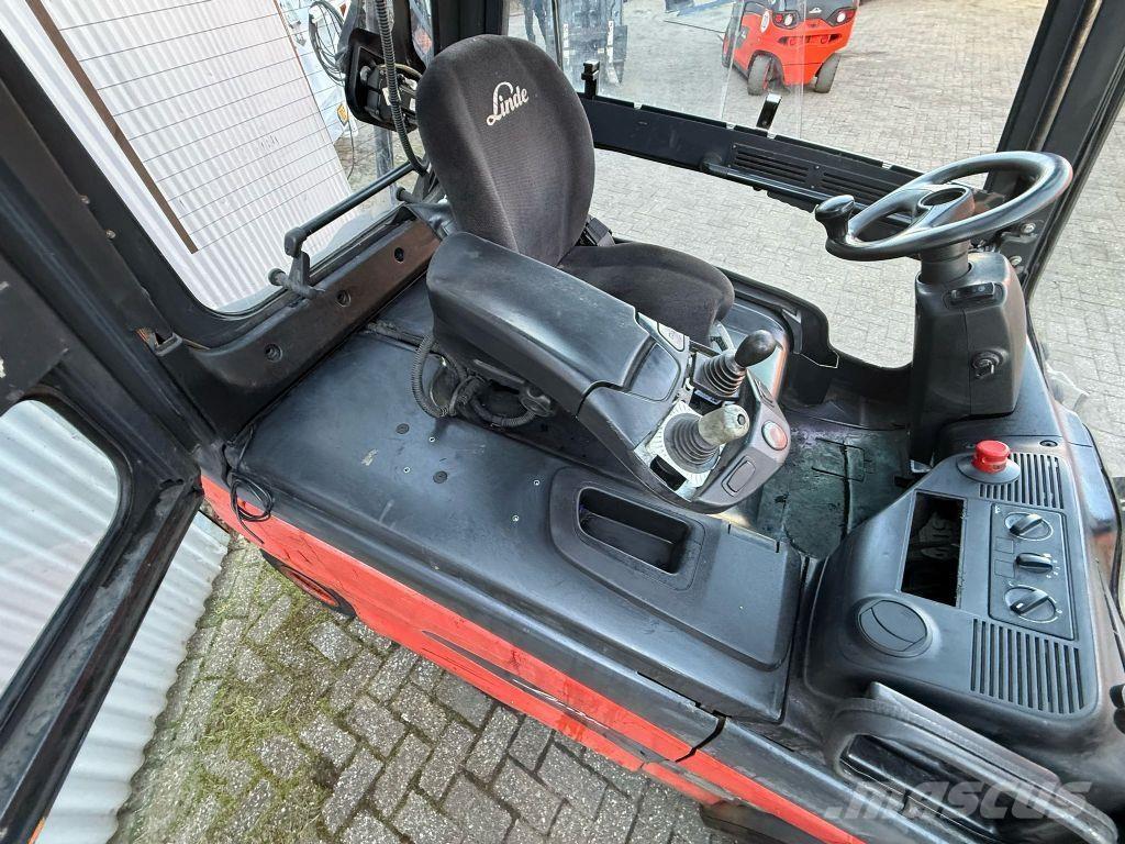 Linde E35HL-01 Elektro Stapler