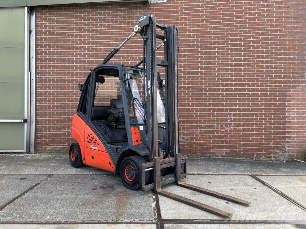 Linde H25D Diesel Stapler