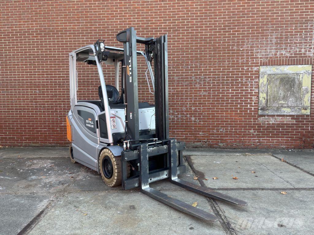 Still RX 60-30 Elektro Stapler