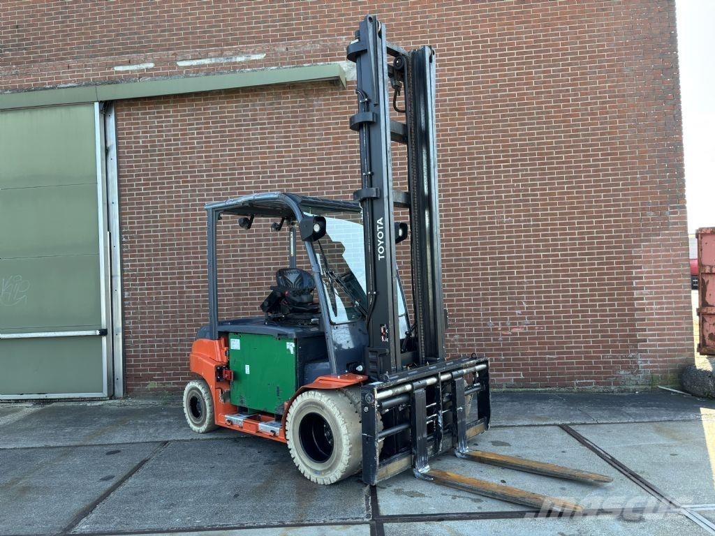 Toyota 8FBMT50 Elektro Stapler