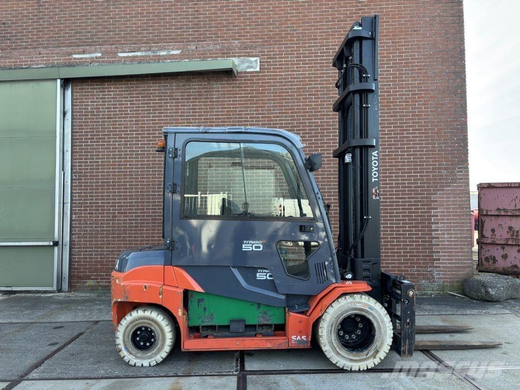 Toyota 8FBMT50 Elektro Stapler