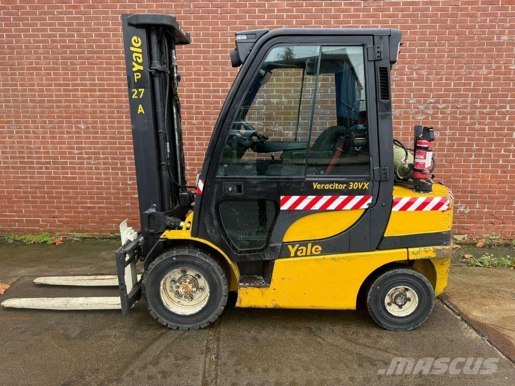 Yale GLP30VX Gas Stapler