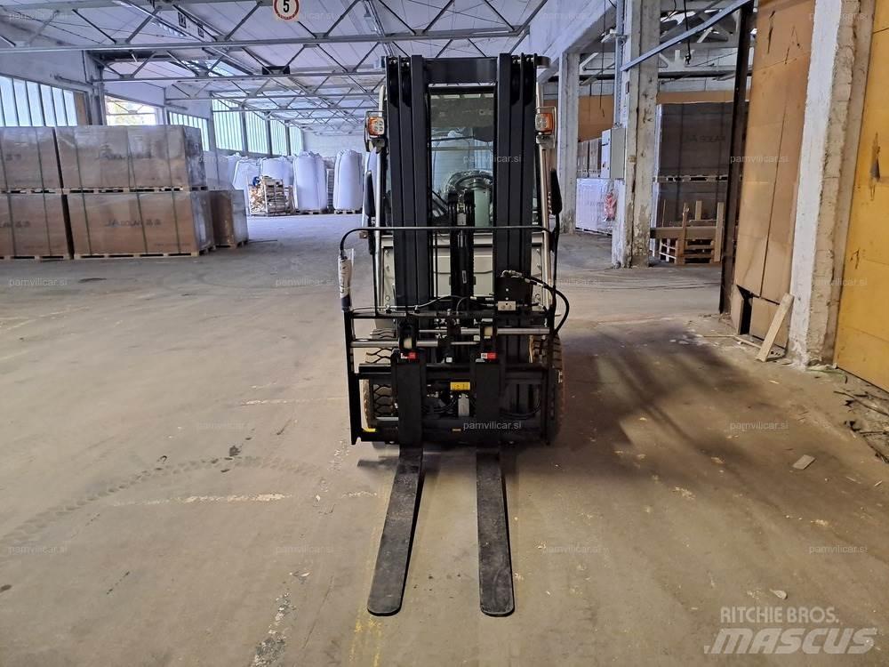 Heli CPD25-GB2LI-H Andere Gabelstapler