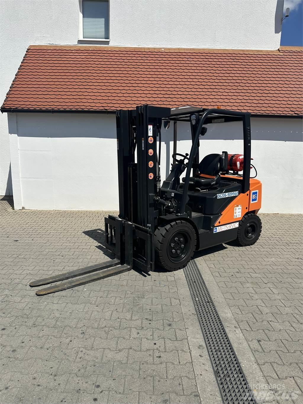 Doosan G30P-7 Sonstige Baumaschinen