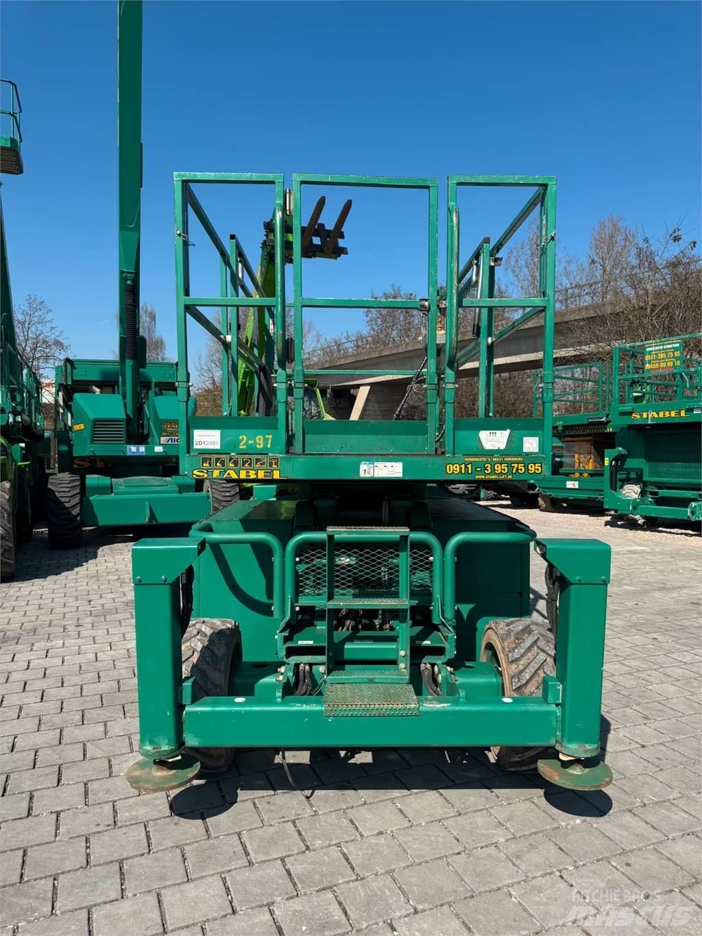 SkyJack 6832 RT Scheren-Arbeitsbühnen