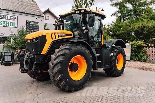 JCB FASTRAC 4220 Traktoren