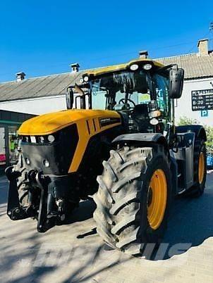 JCB FASTRAC 4220 Traktoren