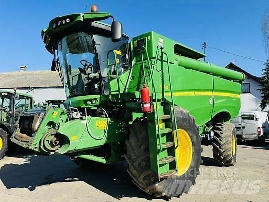 John Deere S660I Mähdrescher