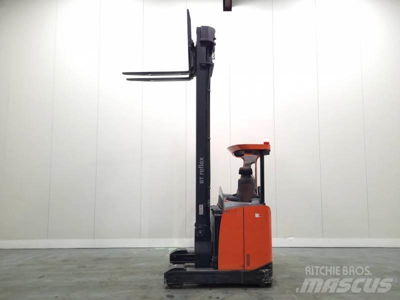 BT RRE160E Schubmaststapler