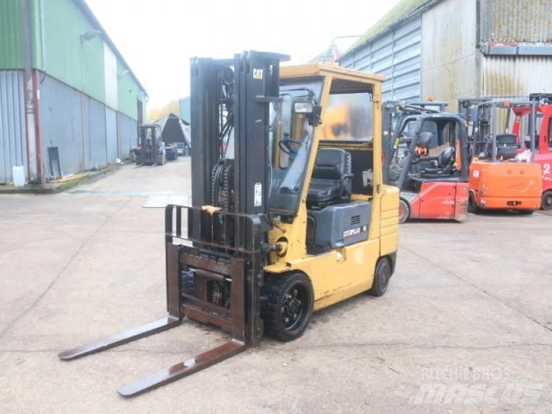 CAT GC30 Gas Stapler