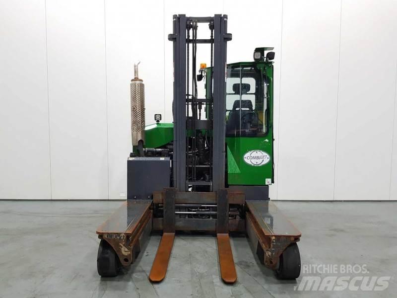 Combilift C3000 Vierwegestapler