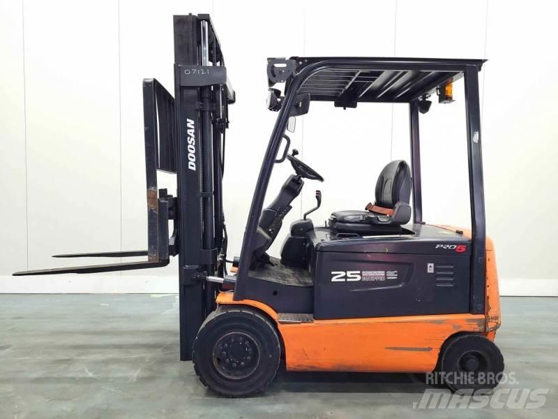 Doosan B25X-5 Elektro Stapler