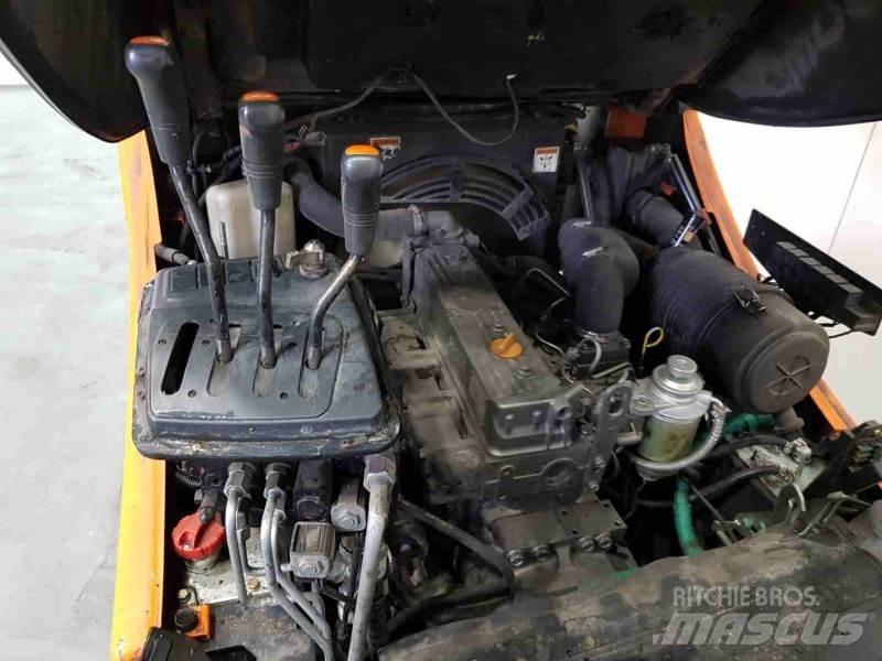 Doosan D25S-5 Diesel Stapler
