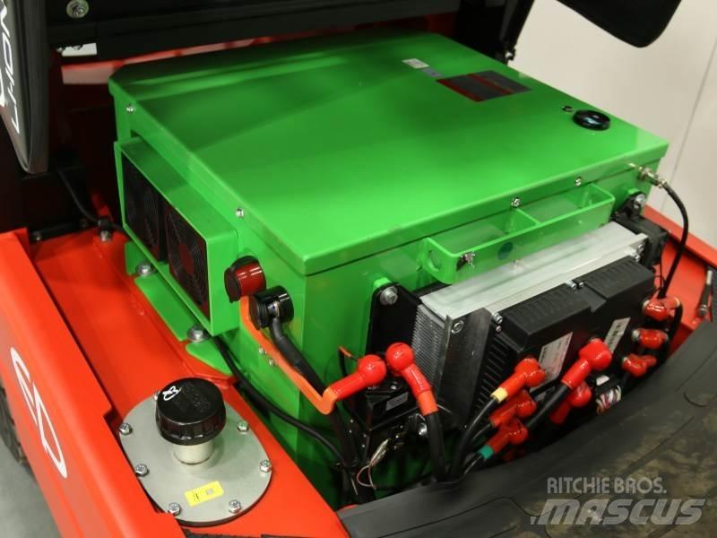 EP EFL302 410 Elektro Stapler