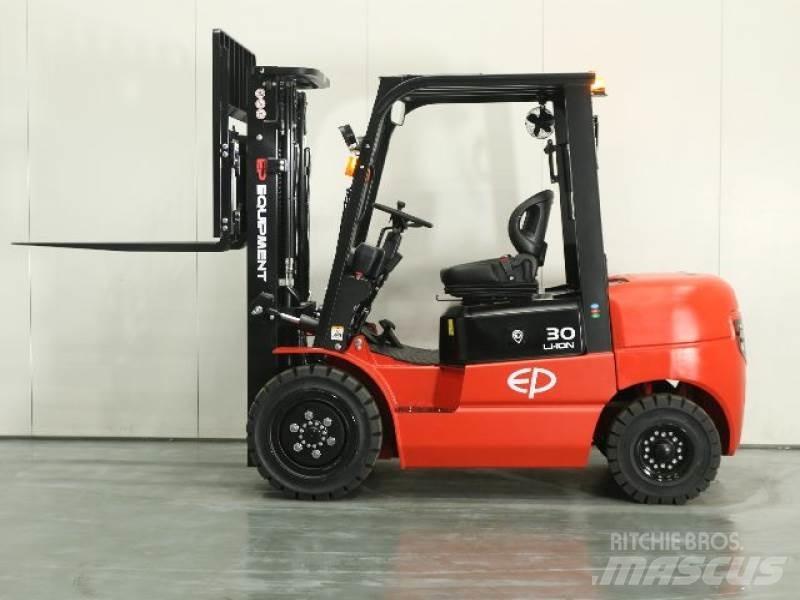 EP EFL302 HC 410 RENTAL Elektro Stapler