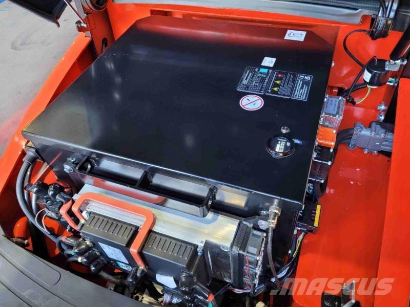 EP EFL303 205 HC Elektro Stapler