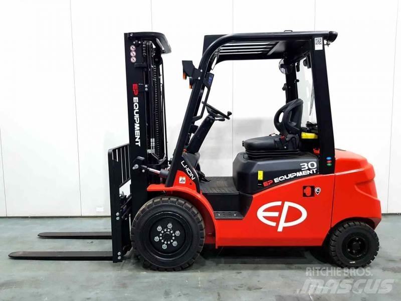 EP EFL303B 205 HC Elektro Stapler