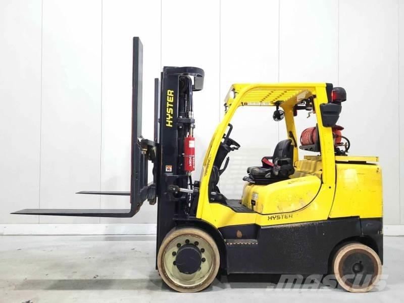 Hyster S7.00FT Gas Stapler