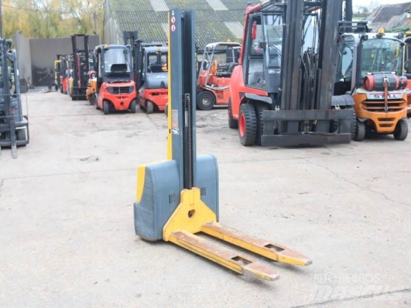 Jungheinrich EMC110 Handhubwagen