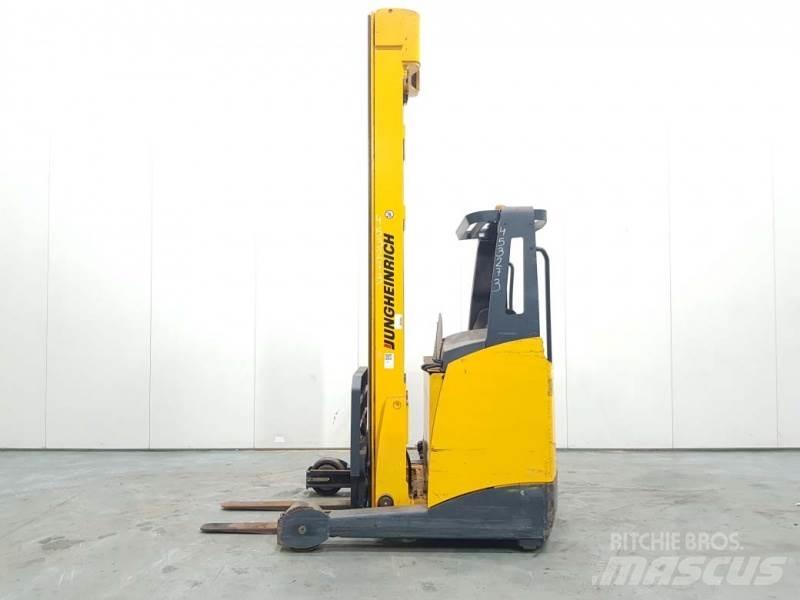 Jungheinrich ETV216 Schubmaststapler