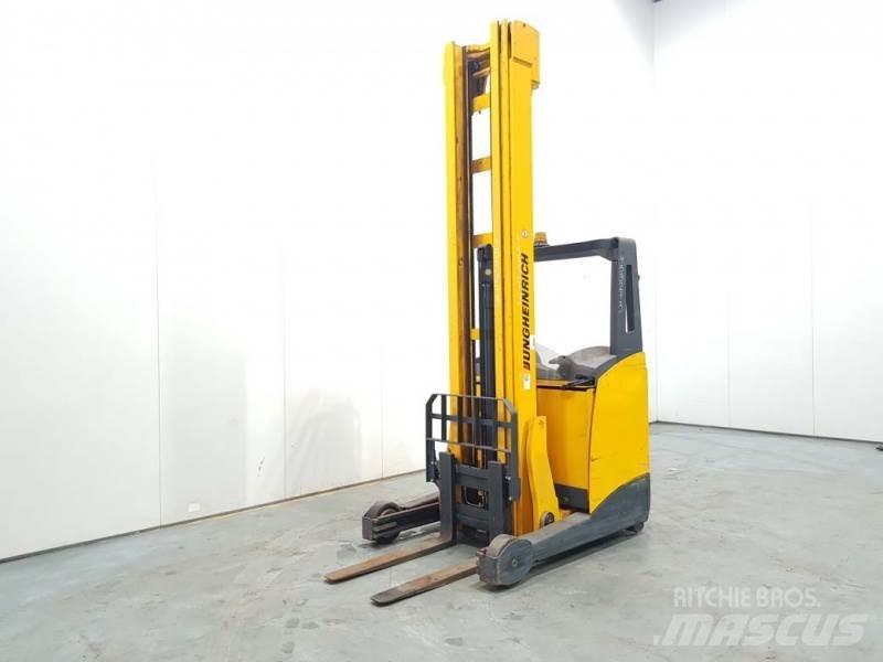 Jungheinrich ETV216 Schubmaststapler