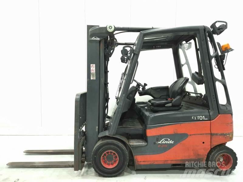 Linde E25-01 Elektro Stapler