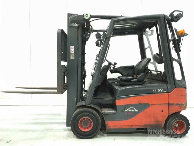 Linde E25-01 Elektro Stapler