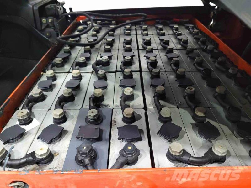 Linde E30-01 Elektro Stapler