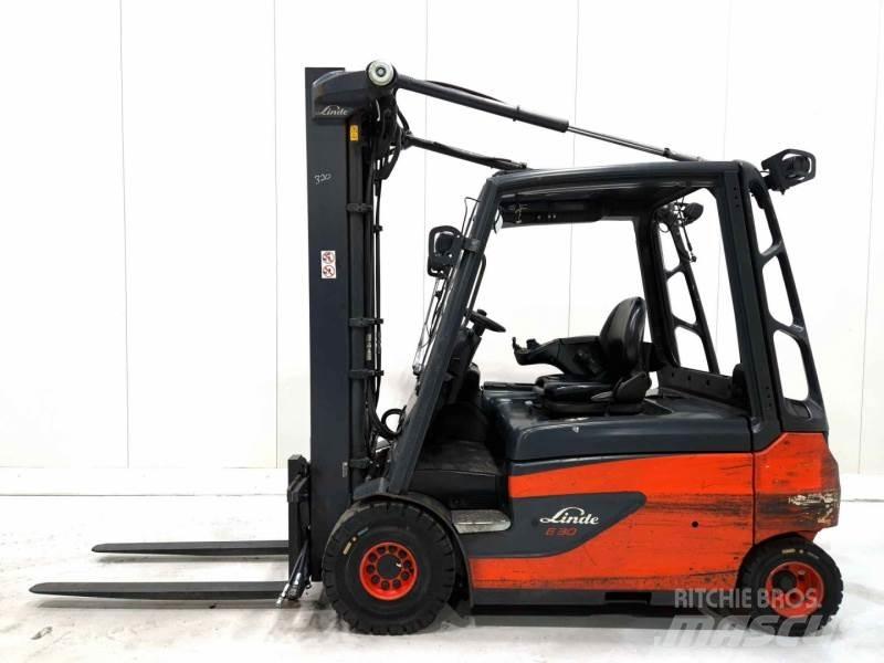 Linde E30L-01 Elektro Stapler