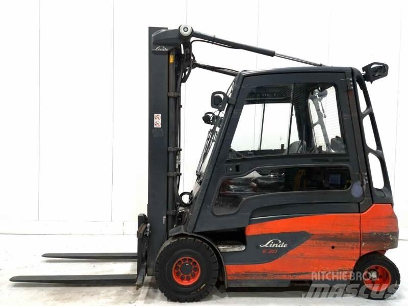 Linde E30L-01 Elektro Stapler